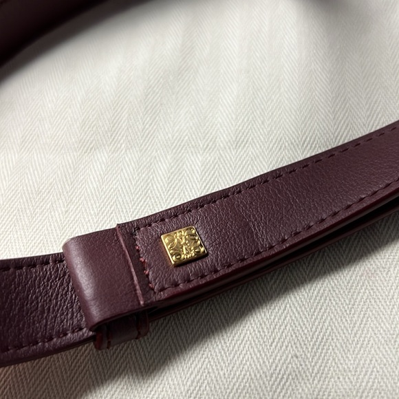 *SOLD* NWT Loewe small edge puzzle bag in dark burgundy - Picture 9 of 16